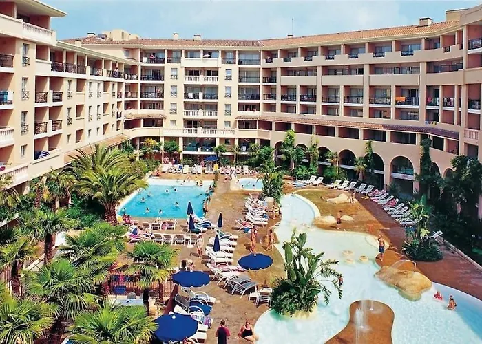 Petit Cocon Neuf A 2 Pas De La Mer Avec Piscine