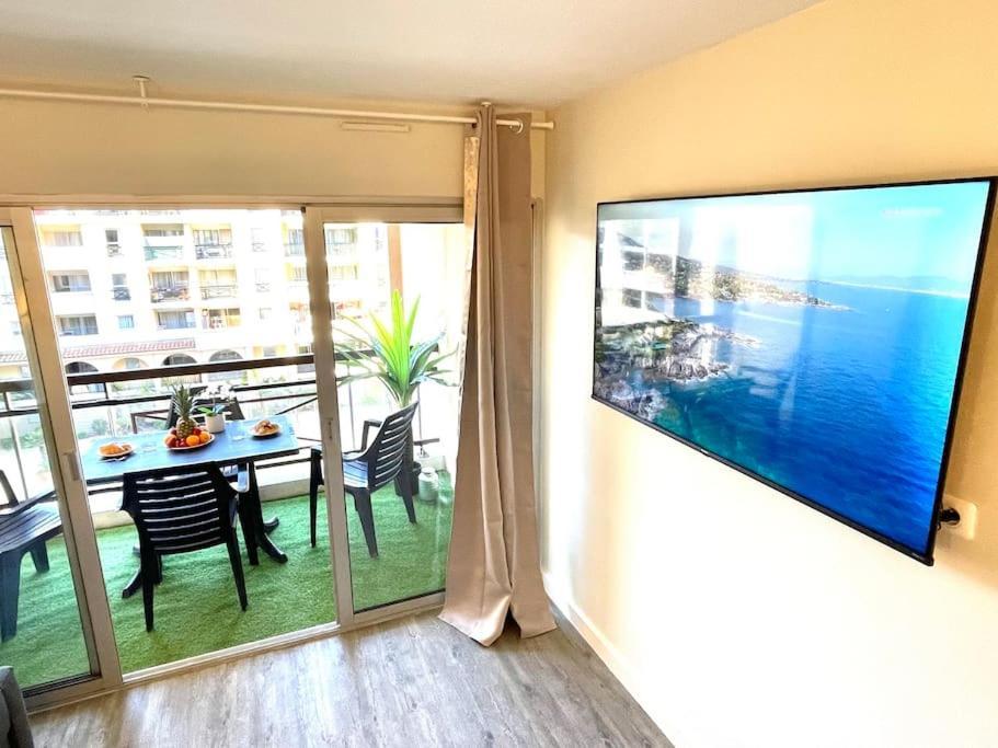 Petit Cocon Neuf A 2 Pas De La Mer Avec Piscine Apartment Cannes